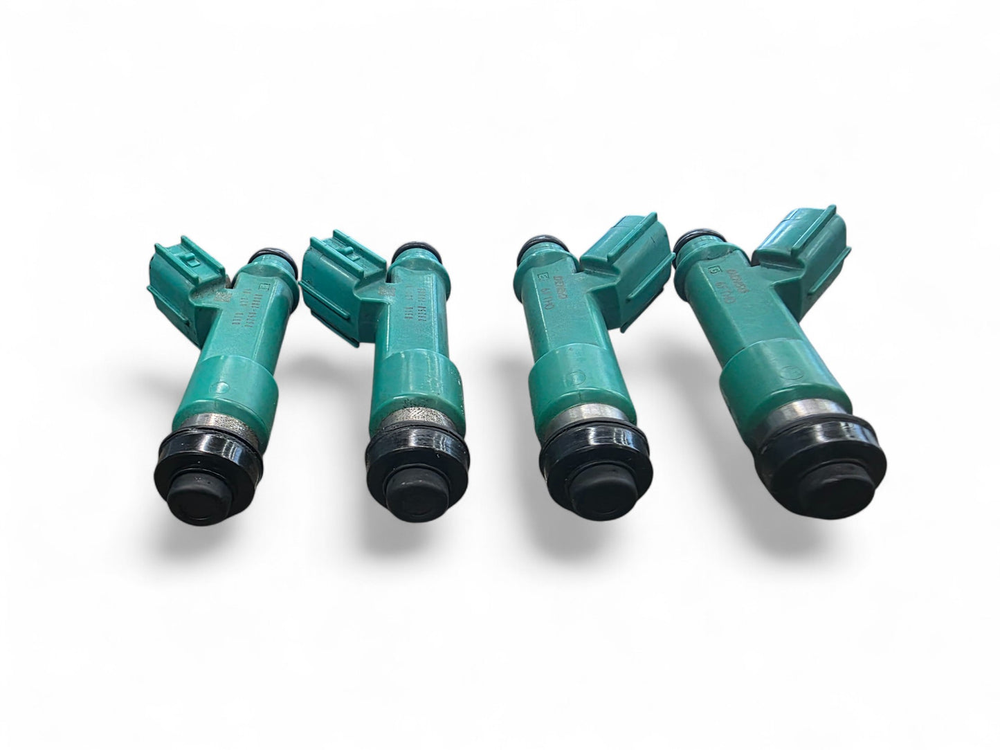 4Pcs Toyota 2.4L OEM Fuel Injectors 23250-28080 2AZ-FE