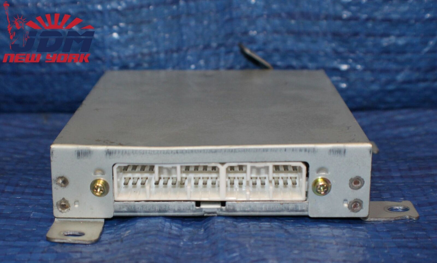 2107647280-1