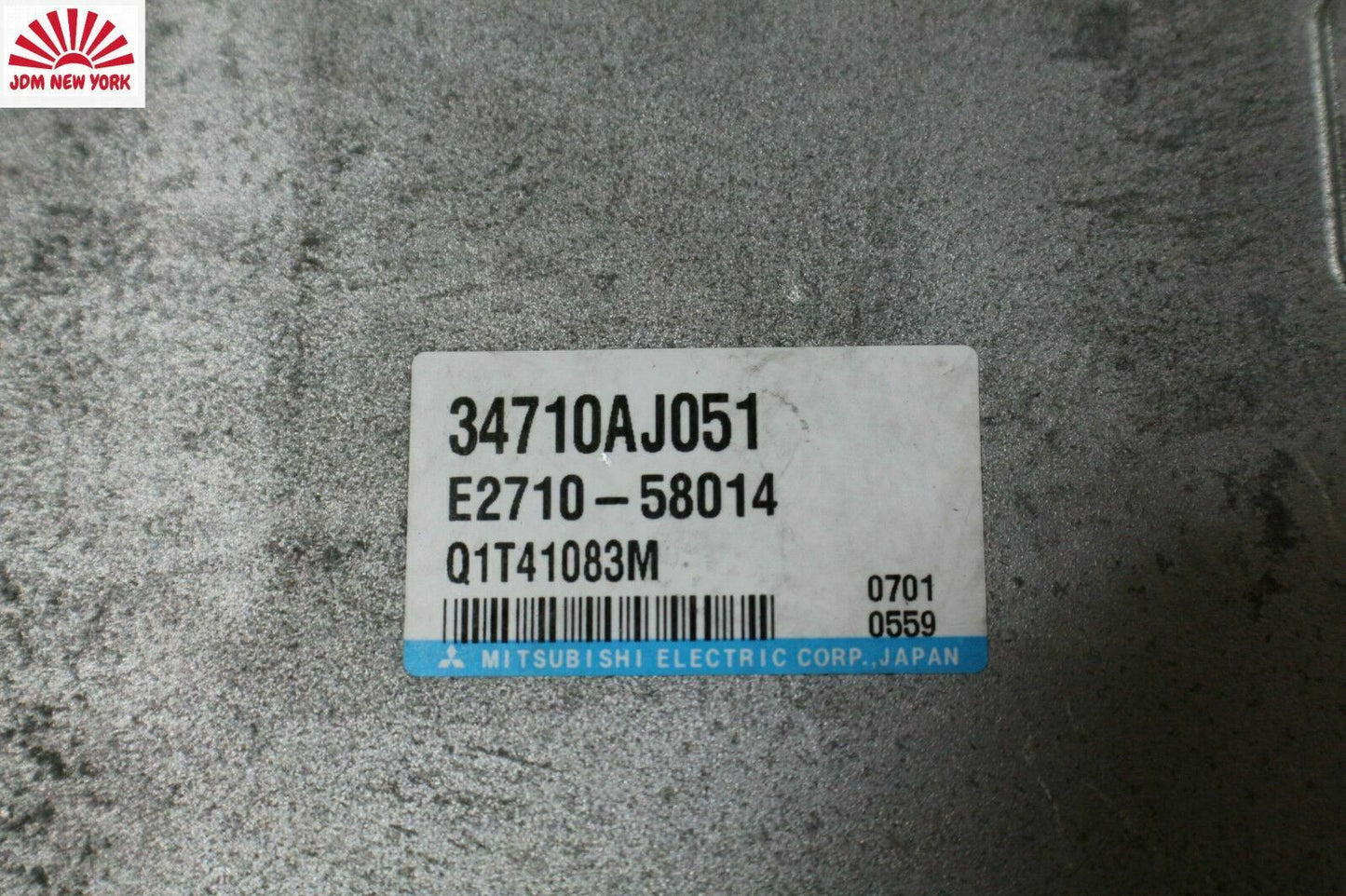 703661319-1
