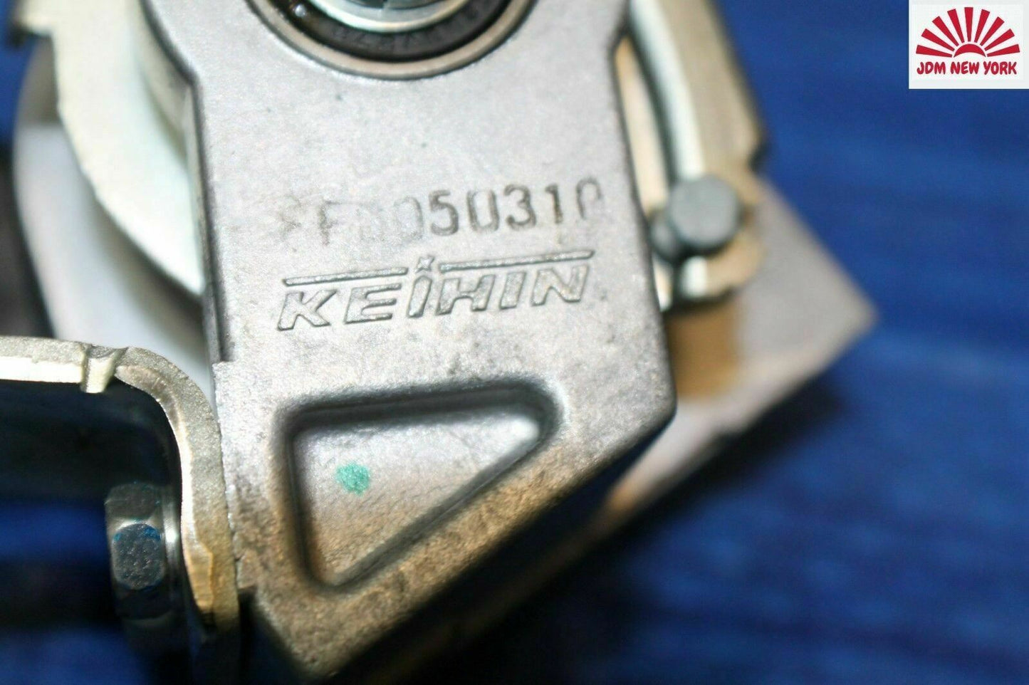 832424641-1