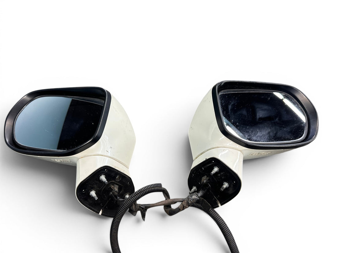 2006-2011 Honda Civic Sedan OEM White Power Mirrors w/ Turn Signals L & R SNA JDM #4