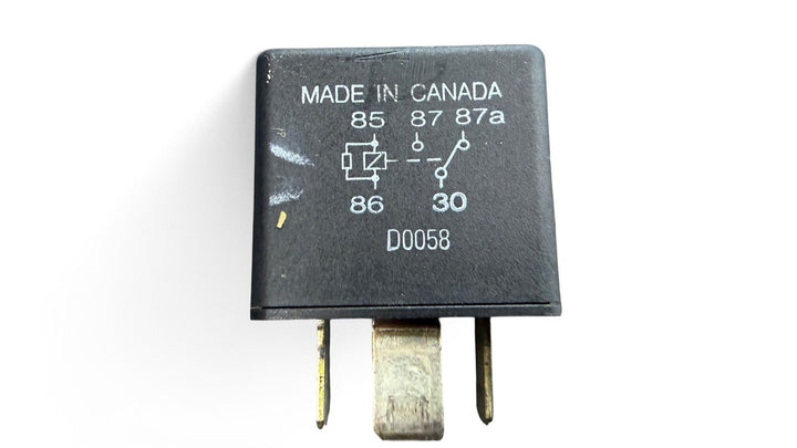 Mitsubishi OEM Automotive Relay 5 Pins MR301971 D0058