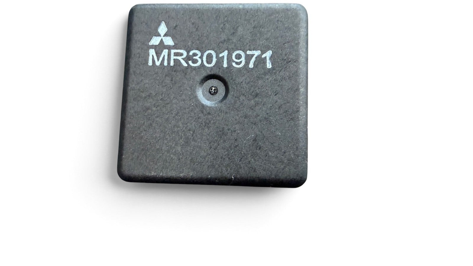 Mitsubishi OEM Automotive Relay 5 Pins MR301971 D0058