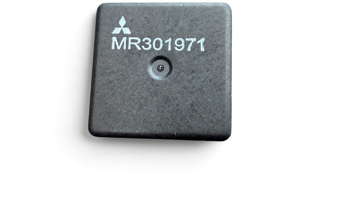 Mitsubishi OEM Automotive Relay 5 Pins MR301971 D0058