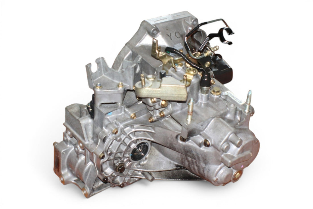 1998 1999 2000 Honda HRV 1.6L SOHC 5-Speed Manual Transmission JDM d16w1 sev