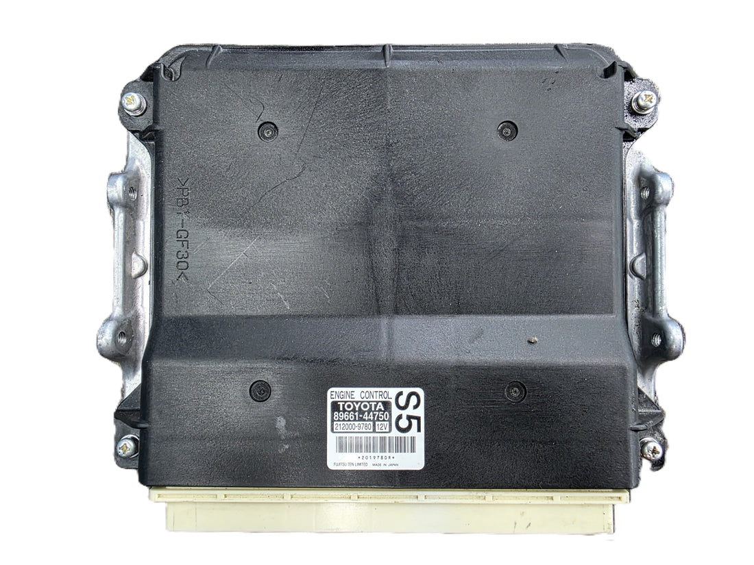 JDM Toyota ISIS ZGM10 1.8L Automatic ECU ECM Computer Brain 2zr-fae 89661-44750