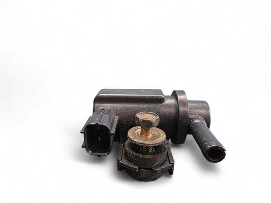 JDM Honda OEM Vacuum Canister Purge Valve Solenoid 136200-3040