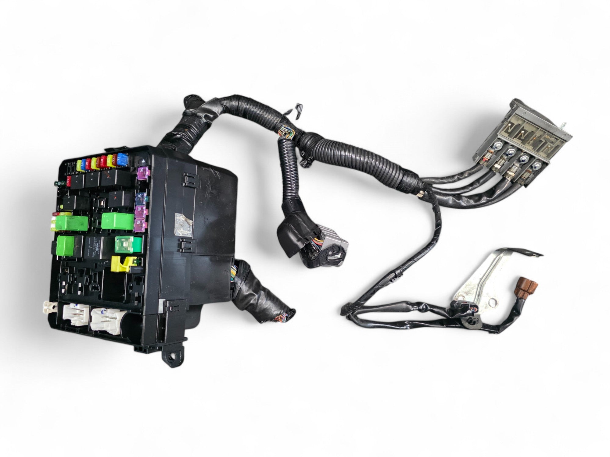 JDM Mitsubishi Lancer Ralliart 2.0L OEM Engine Fuse Junction Box Compartment
