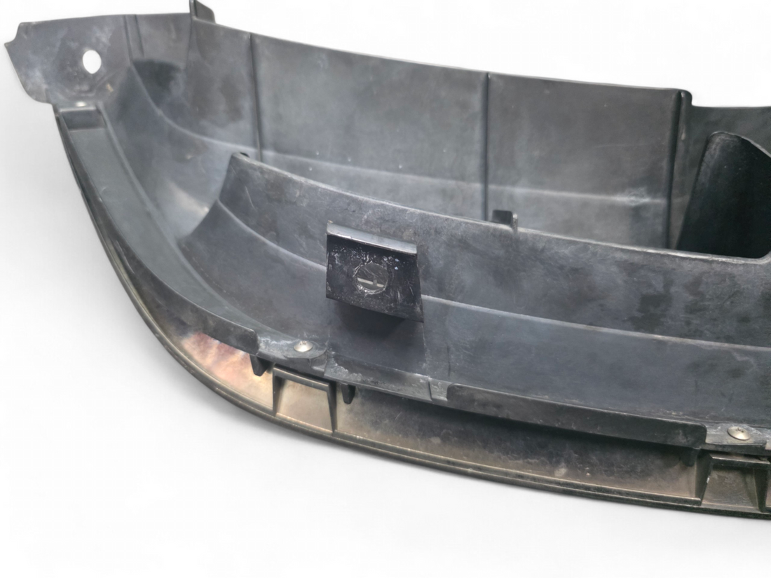 JDM Honda Odyssey LA-RA8 OEM Front Radiator Grille j30a