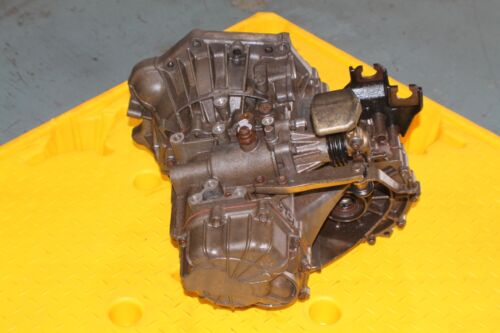 2000-2002 Toyota Corolla 1.8L 5-Speed Manual Transmission 1zz-fe 1zzfe 2