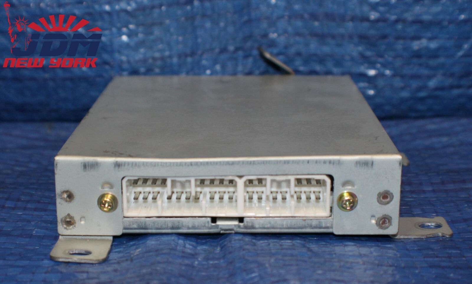 2107647280-1