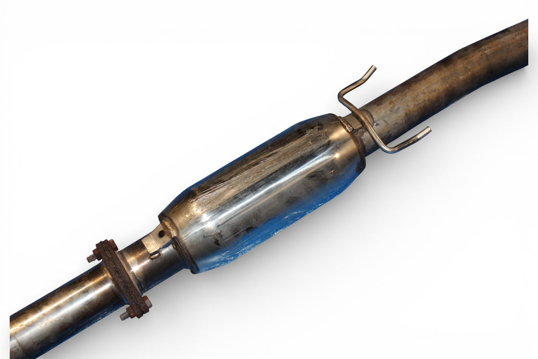 JDM 1998-2001 Honda Integra Type R DC2 Exhaust Mid Pipe with Resonator