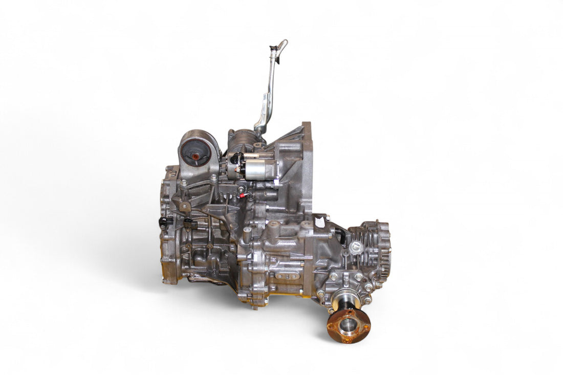 JDM Nissan Presage TNU31 / Teana TNJ31 2.5L Automatic AWD Transmission qr25de #1