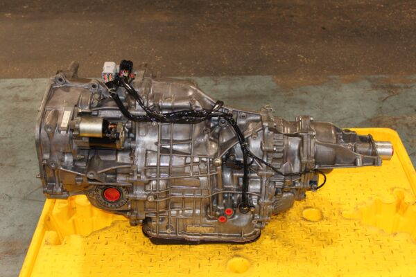 2010 subaru legacy sedan 2.5l cvt automatic transmission jdm ej253 tr690jhaaa