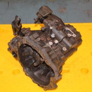 2000-2002 Toyota Corolla 1.8L 5-Speed Manual Transmission 1zz-fe 1zzfe 4