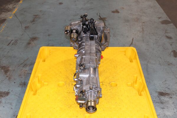 jdm 2005 subaru legacy spec b 5 speed manual awd transmission ej20 ej20y ty757vbbbb 4.444:1 fd #1 (copy)